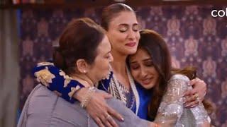 Parineetii PROMO: Group Hug  Ambika Devi Ne Pari & Daima Ko Gale Lagaya; Sab Hue Emotional