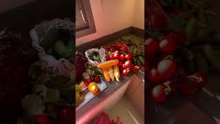 Экспаты закупаются в Стамбуле. Поход на рынок в первый месяц и спустя 4 месяца после переезда.