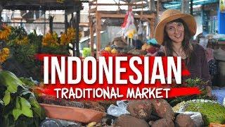 Indonesian Traditional Market - Globe in the Hat #8