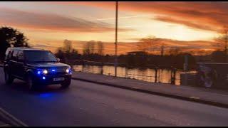 *RETRO SIREN* Unmarked Land Rover discovery responding