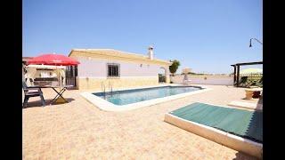 SOLD! Three bedroom villa for sale in Partaloa with a pool / Villa Gondola - AH13004