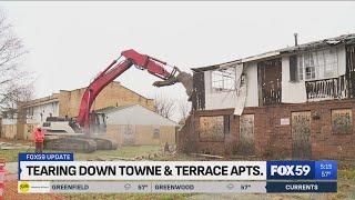 Demolition resumes on 8 buildings at troubled Towne and Terrace housing complex