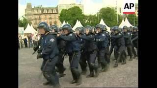 Riot-handling training exercise by Swiss and French police