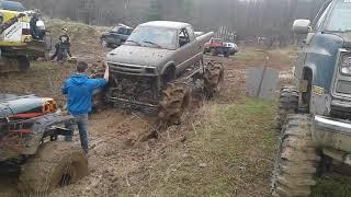 Alcohol S10 pulls stuck wrangler with ease