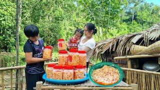 A single mother's delicious and simple way to make chili bamboo shoots | Lý Thị Nhim