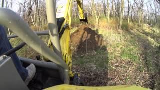 Yanmar 35-5 digging up gravell