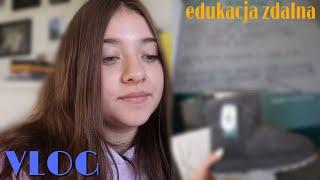 VLOG/PIERWSZE DNI EDUKACJI ZDALNEJ/Jak mi się podoba ?