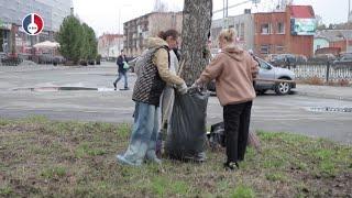 Субботники на территории Новоуральска продолжаются