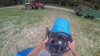 First Unloading and Swapping Corn Silage Wagons 2017