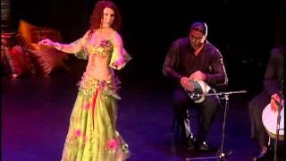 Jillina bellydancer tabla solo