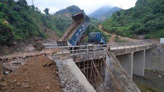 2 nhịp cầu Chống Chơ ( T 47) | Đúng 21 ngày quay trở lại đắp đường dẫn chính thức cầu thông xe
