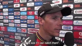 Philippe Gilbert vince la 18a tappa del Giro d'Italia 2015 con arrivo a Verbania