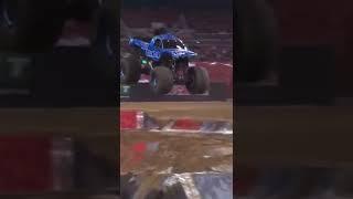 Huge Air For Todd Leduc #crazy #monsterjam #monstertruck #insane