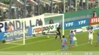 Gol de Alvarez vs Arsenal