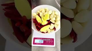 《酸辣柠檬凤爪：品味生活之味 - 从这道小吃窥探饮食文化的层层滋味》