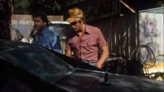 The Dukes of Hazzard: Bo and Luke find an old Charger