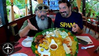 FOOD NIRVANA IN SURINAME! Best Indonesian Restaurant, Homemade Curry and Roti!