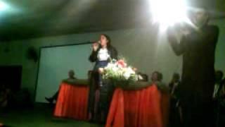 eu cantando na formatura (conquistando o impossivel)