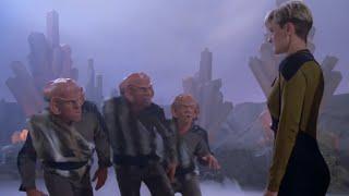 Star Trek: The Next Generation - Ferengi meet a hooman female