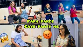 WOW! Girls Day Out & Best Roof Top DJ Party Fun Papa ne Jabardasti Khilaya Chicken | Bindass Kavya