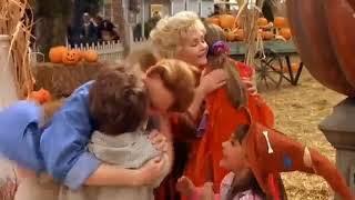 Halloweentown 1998- The Cromwell family defeats Kalabar