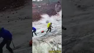 Elbrus Rockfall A Close Call at 5642m #k2 summit#mountaineering  documentary #mountain #climbing