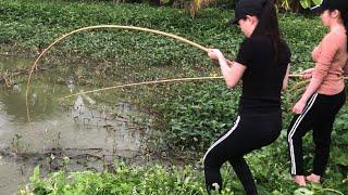 Beautiful Girls FISHING with EXOTIC Sea Worms for GIANT Fish