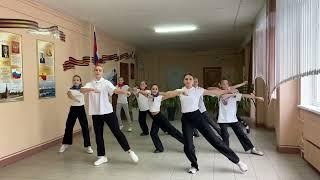 Видео от МБОУ СОШ № 95 им  Героя России Крынина А Э посвященный Дню народного единства.