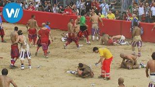 Calcio Storico in Florenz - Eine Mischung aus MMA und Fußball