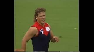 1992 AFL - Melbourne v Geelong - Round 2 - MCG