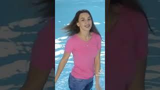 wetlook jeans in the pool 