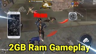 2GB Ram player is playing like Raistar - Garena Free Fire