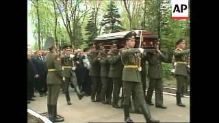 Funeral of Alexander Lebed at elite Novodevichy Cemetery