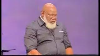 BREAKING! Bishop TD Jakes Has Medical Emergency While Preaching!