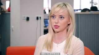 Наталья Седлецкая о документальном фильме "Из России с наличкой" и своем сотрудничестве с Channel 4