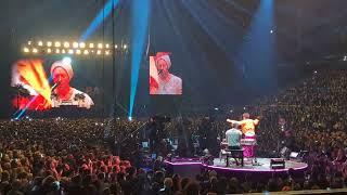 Fix You - #coldplay cover by Jacob Collier, Chris Martin and the London O2 Arena crowd 2024.12.09