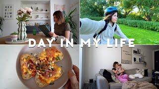 GYM NEWBIE, DECLUTTERING MY UTILITY ROOM & NEWBORN BABY CUDDLES |  DAY IN MY LIFE