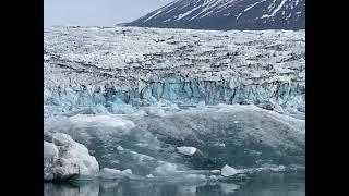 Show-stopping glacier calving at Jökulsárlón Glacier Lagoon, Iceland