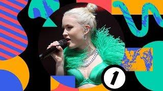 Zara Larsson - Ruin My Life (Radio 1's Big Weekend 2019)