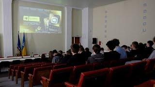Урок від кіберполіції: студенти дізналися, як захистити особисті дані та уникнути онлайн-небезпек