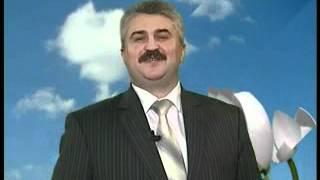 Виталий Алайбов поздравляет женщин Одессы._cut.m4v