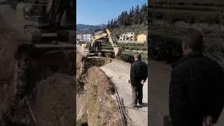 Демонтаж асфальта / Dismantling of asphalt 