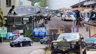 Hot:Over 50 cars form a queue at Kumasi Airport to meet Otumfuo after UK celebration of Akwasidae.