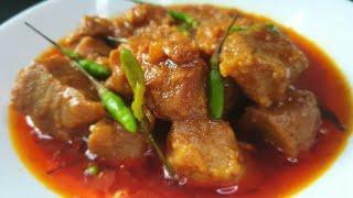 *ဝက္ ပဲငပိခ်က္*Pork curry with soy bean paste