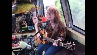 2024 Narrowboat Sessions. Louise and the Feathers, 'Super Woman'.