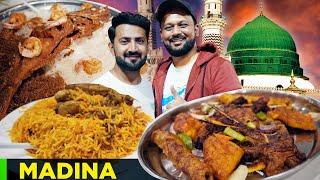 Madina mai Abdul Malik Fareed ke Restaurant  pe Fish Mandi,  Karhai aur BBQ