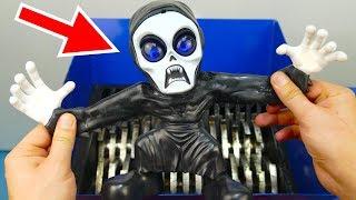 SHREDDING STRETCH SCREAMER TOY! AMAZING VIDEO!