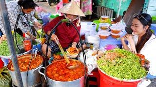 Kinh ngạc gánh bánh canh, bún cua bán hơn 70 năm đội nắng có cục riêu tròn ú, không chỗ nào có