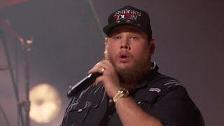 Luke Combs performs "Cold As You" at CMA Awards 2020