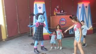 Vampirina makes her debut at Walt Disney World